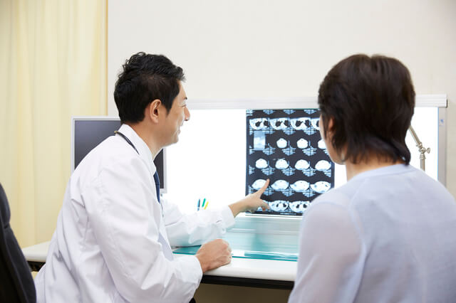 独身に生命保険はいらない?加入率・最低限入っておくべき保険を解説のサムネイル画像
